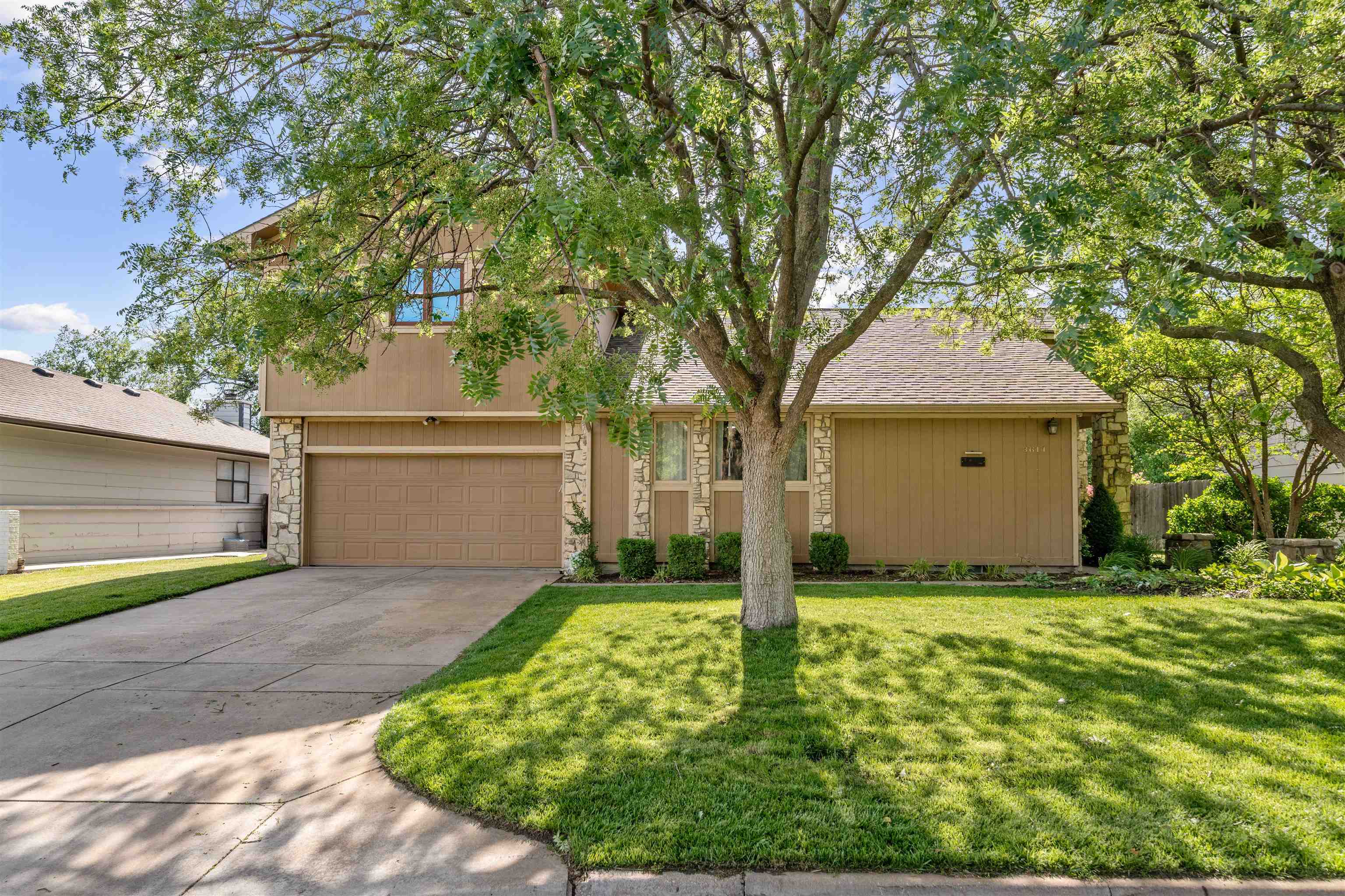 Property Photo: 3614 N Clarence St KS 67204