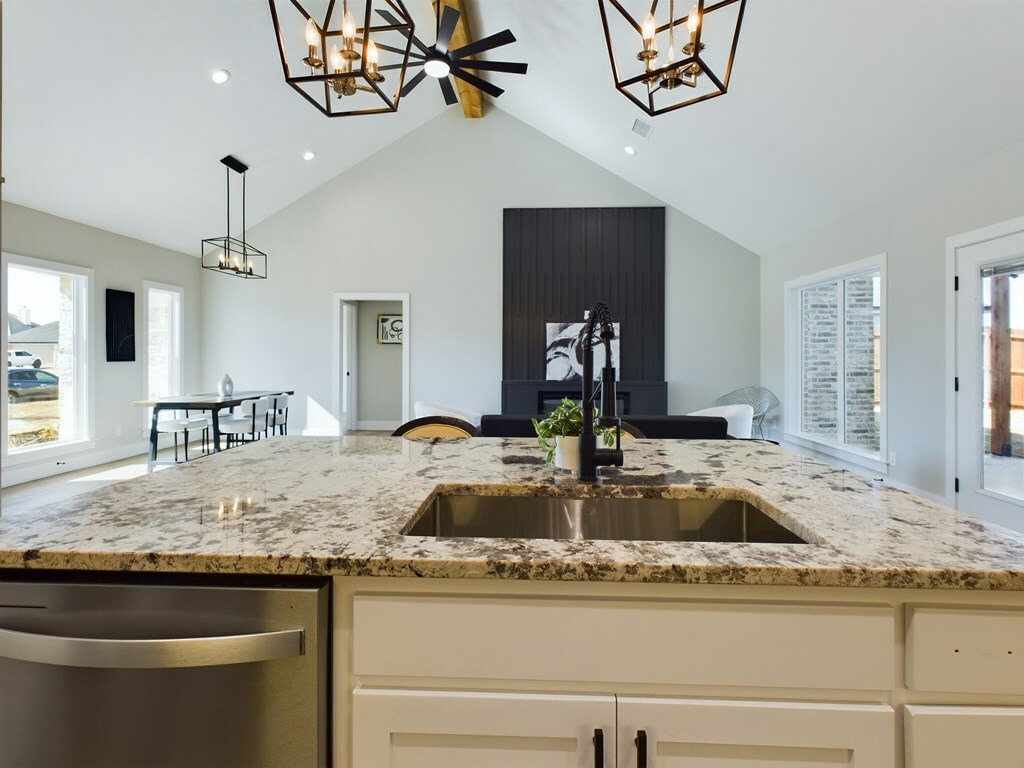 Property Photo: 3616 Clearview Dr TX 76904
