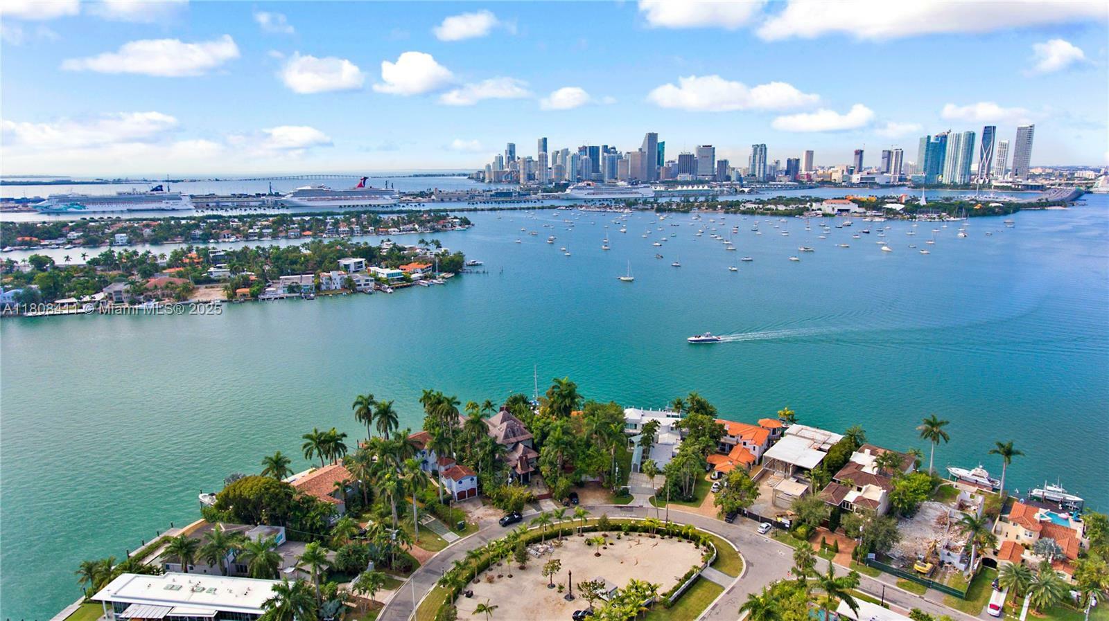 Property Photo: 14 W San Marino Dr FL 33139