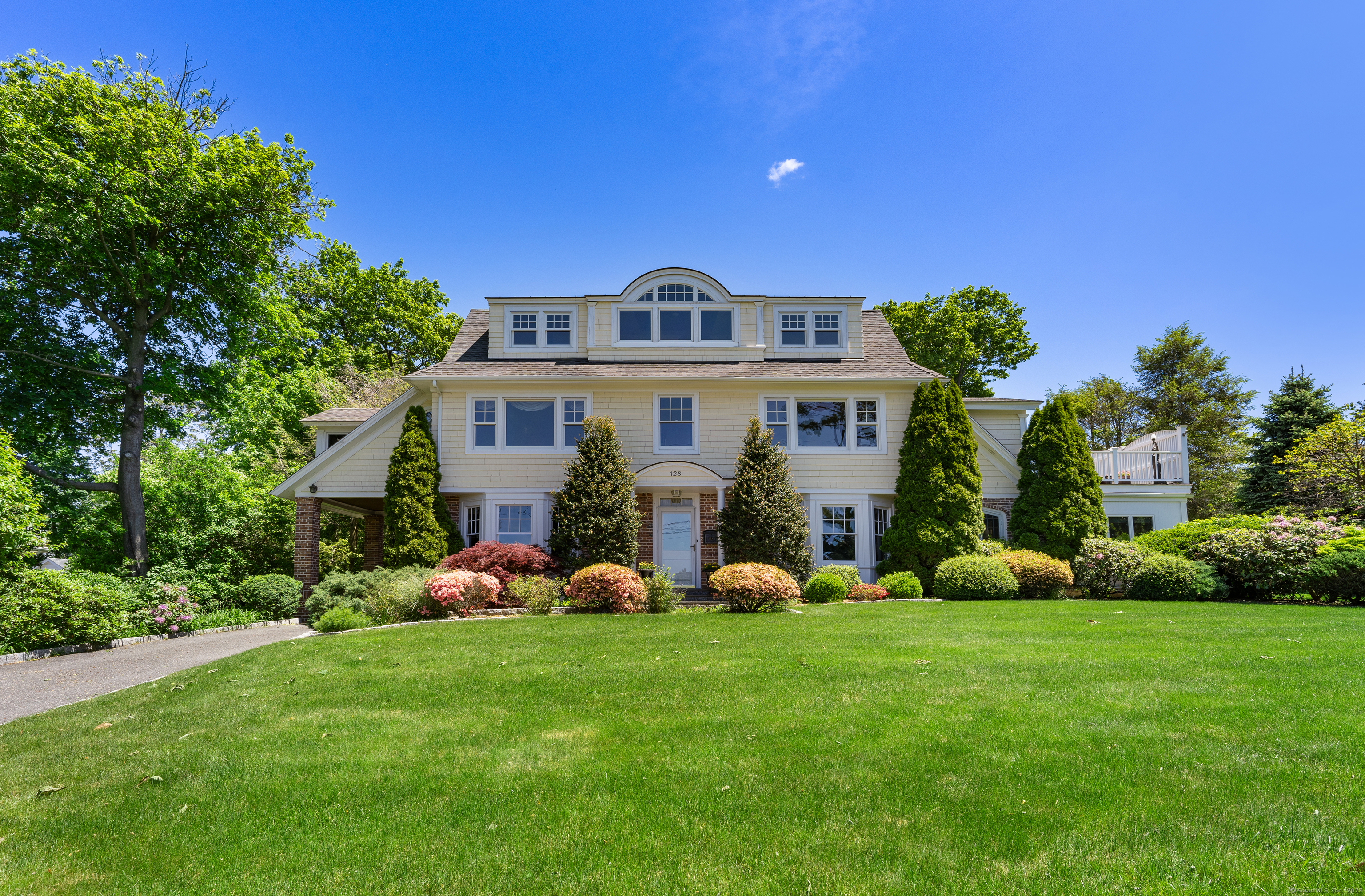 Property Photo: 128 Ocean Drive West CT 06902