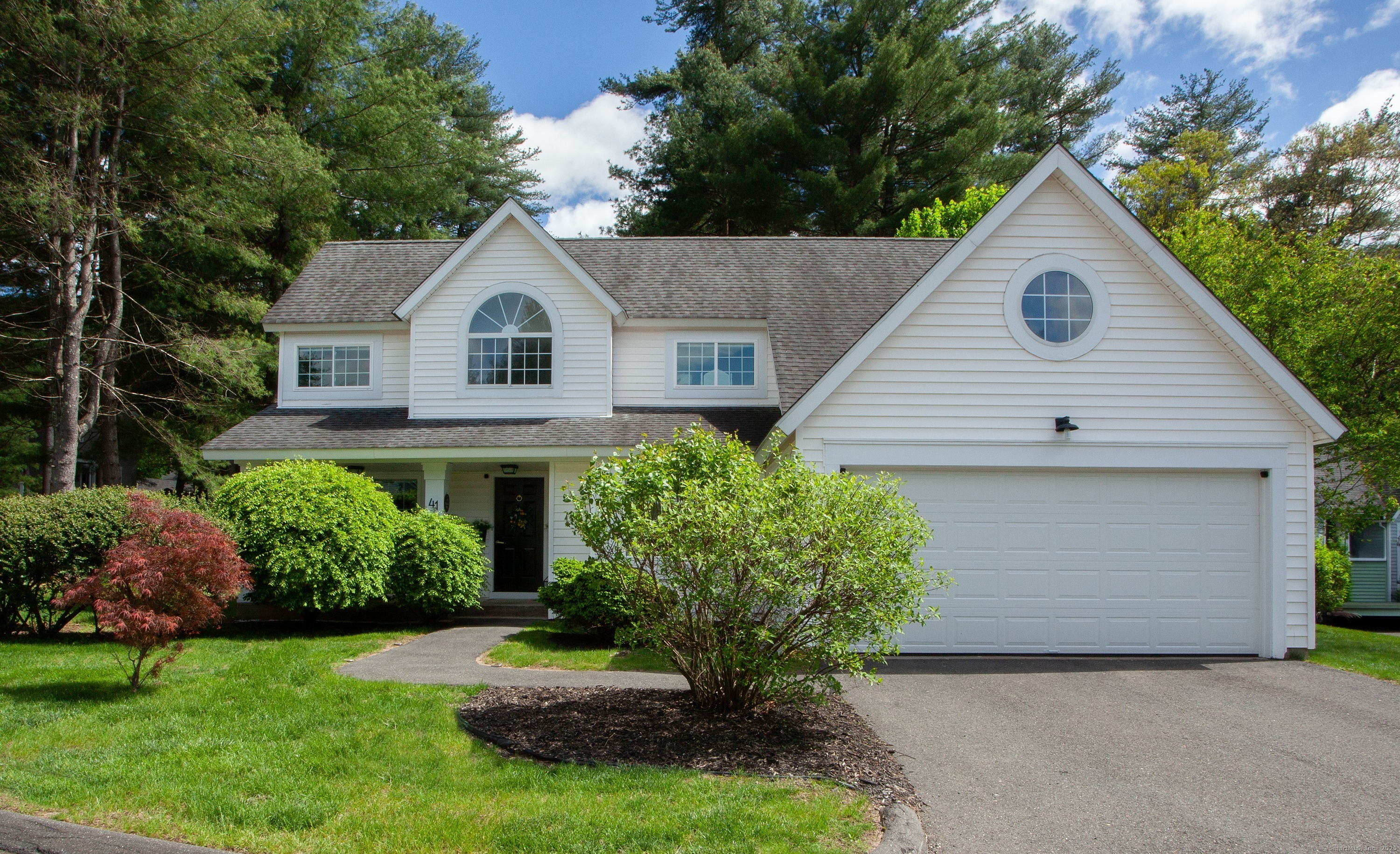 Property Photo:  41 Stratton Forest Way 41  CT 06070 