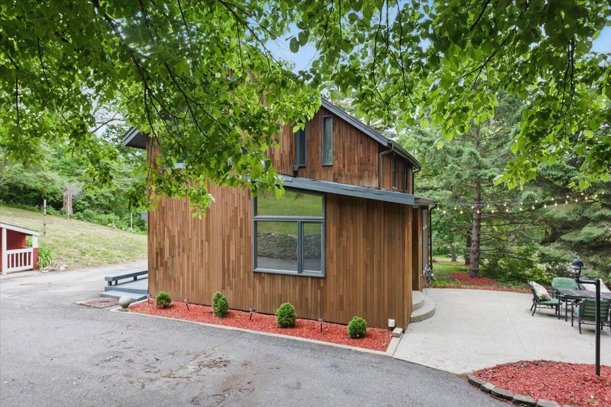 Property Photo: 1540 N Broadway IA 51503