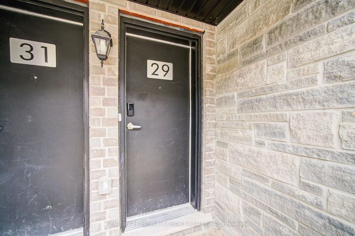 Photo de la propriété:  29 Magnolia Lane 29  ON L9J 0N9 