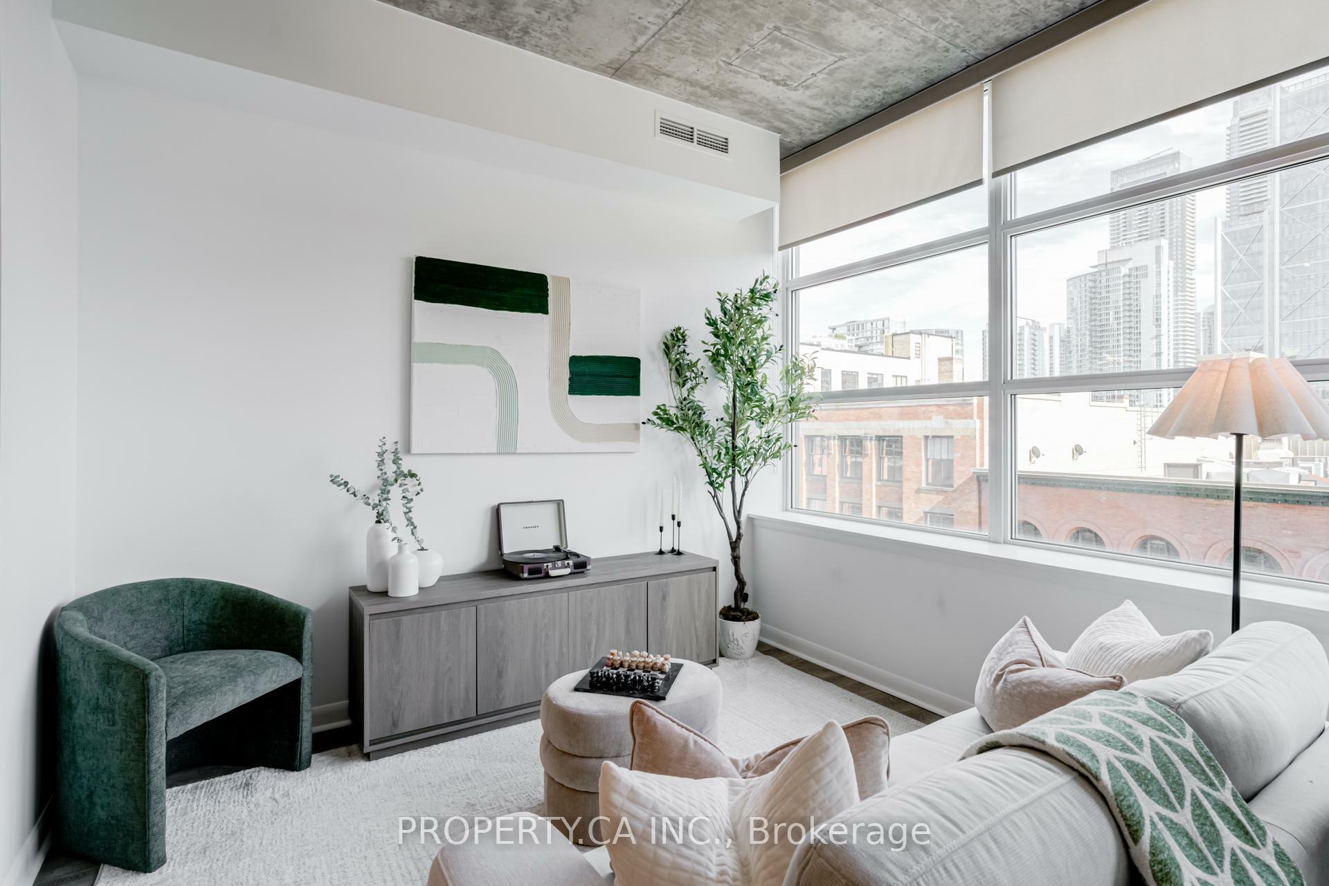 Property Photo: 478 King Street W 509 ON M5V 0A8