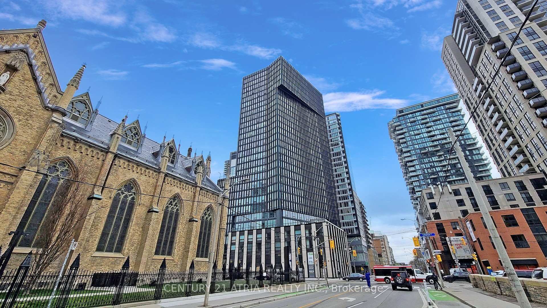 Property Photo: 60 Shuter Street 1010 ON M5B 1A8