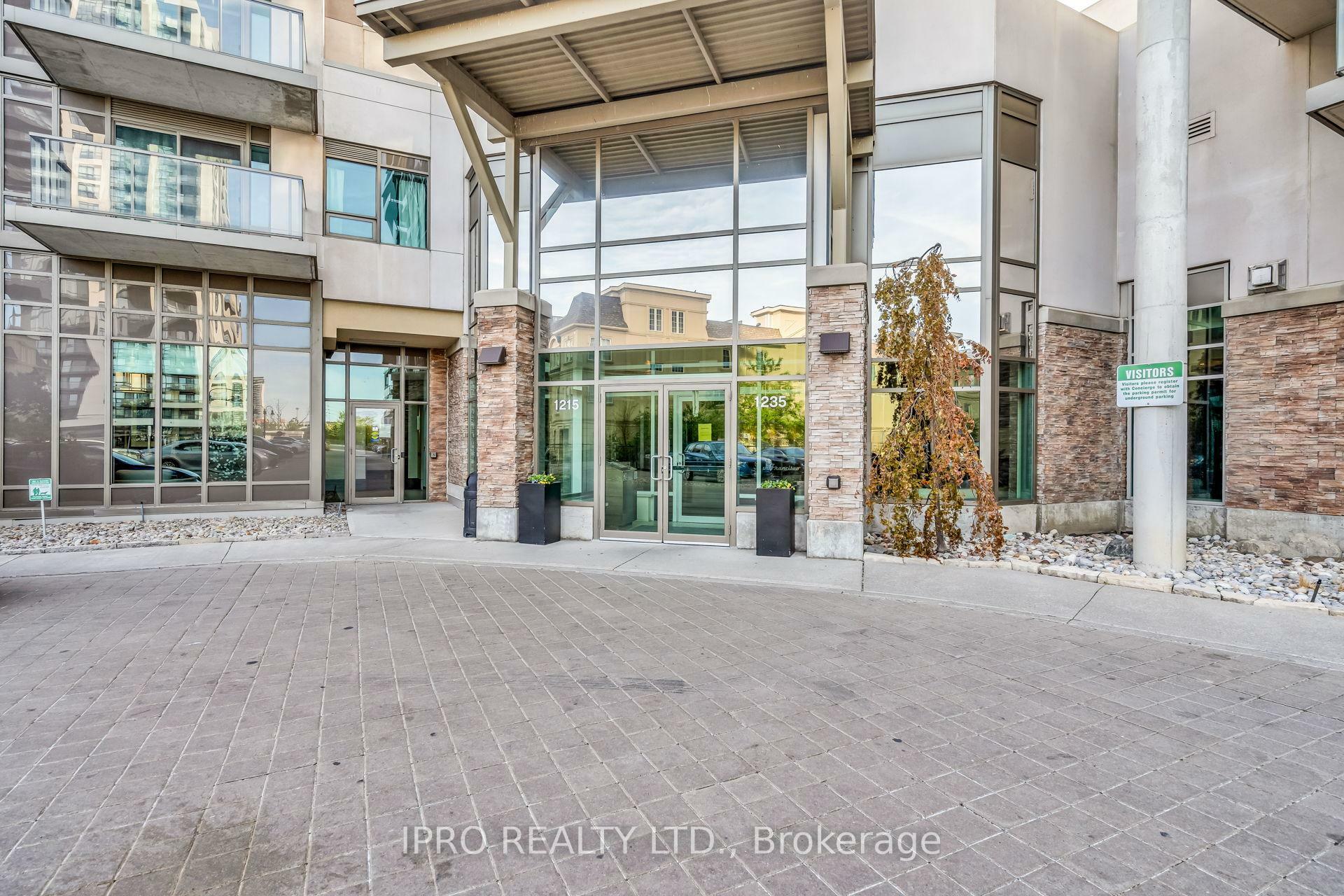 Property Photo: 1235 Bayly Street 906 ON L1W 1L7