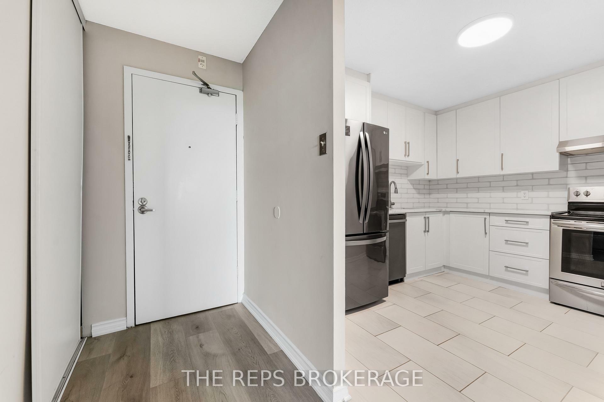 Property Photo: 900 Dynes Road 2001 ON K2C 3L6