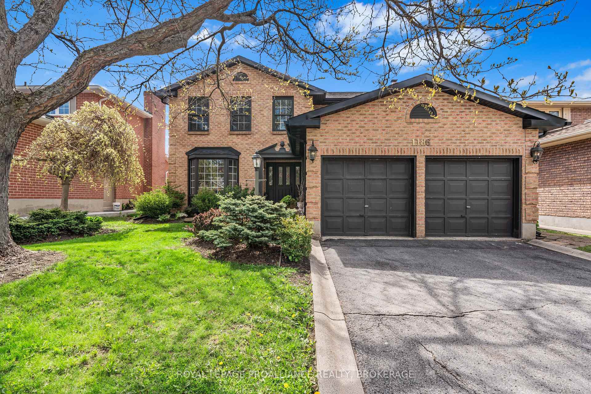 Property Photo: 1186 Bentley Terrace ON K7P 2L9