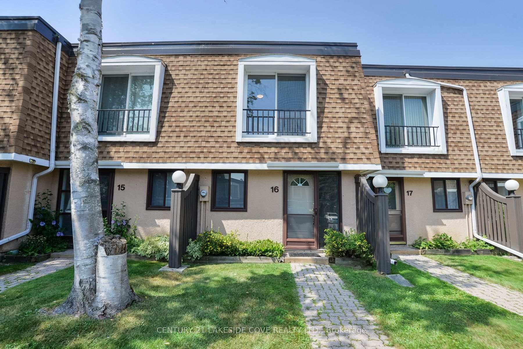 Property Photo:  2 Paradise Boulevard W Unit 16  ON L0K 1B0 