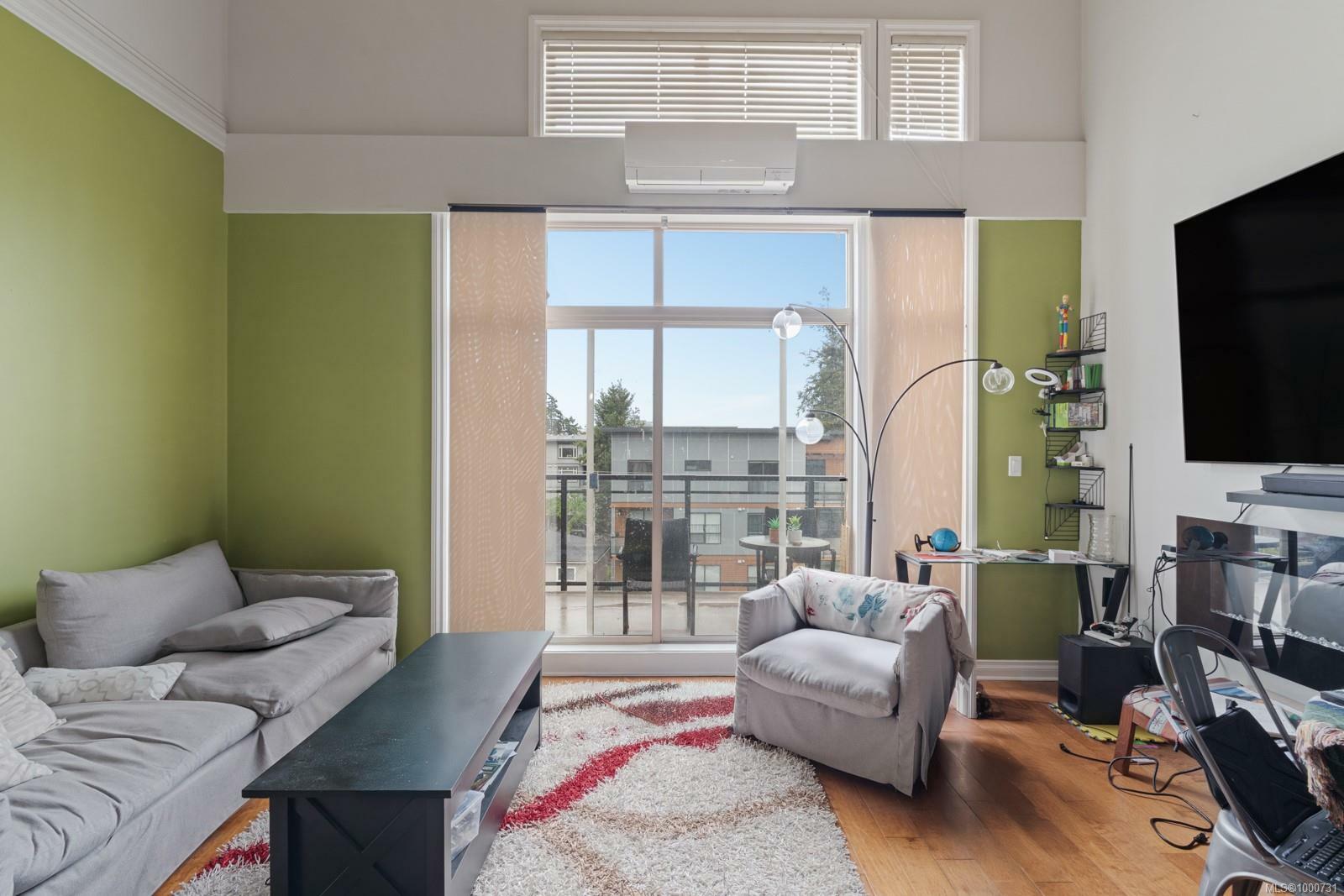 Property Photo: 866 Goldstream Ave 407 BC V9B 2X9