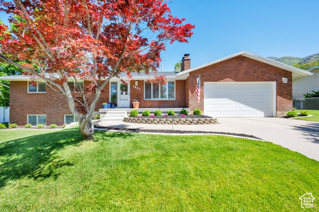 Property Photo: 1607 Mountain Cir UT 84037