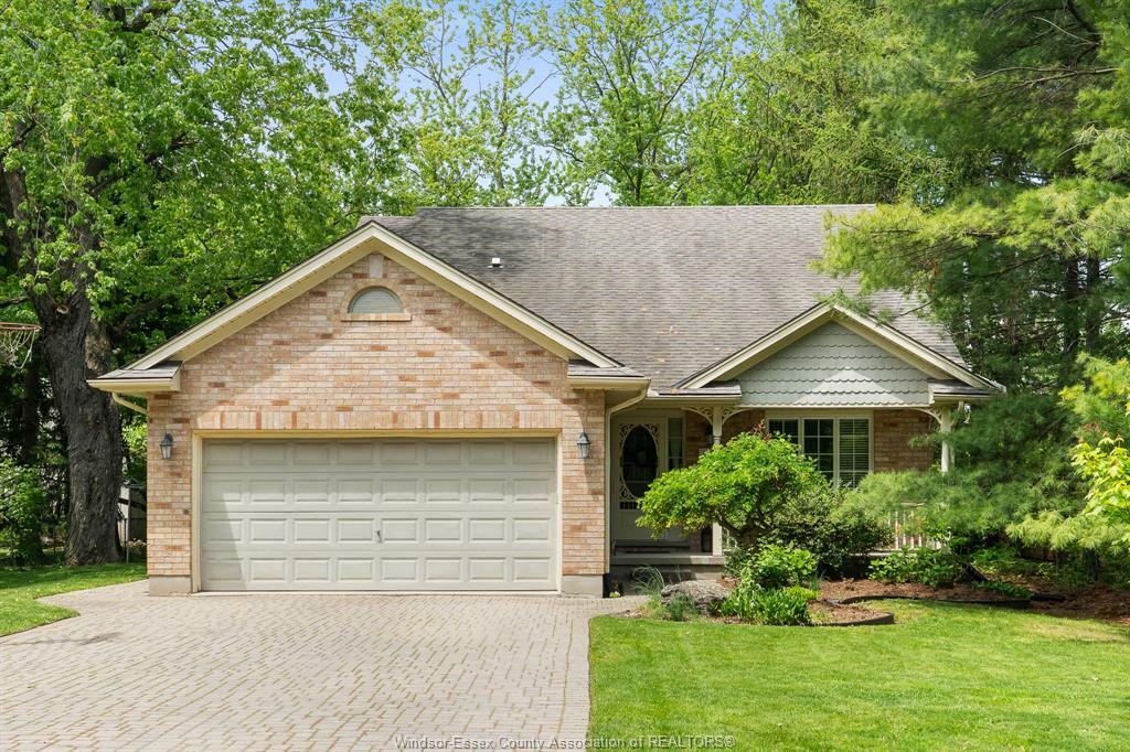 Property Photo: 149 Ontario ON N0L 1R0