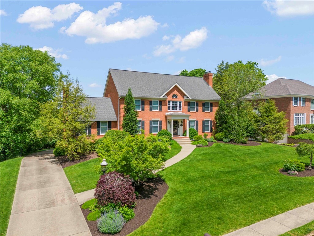 Property Photo: 157 Thousand Oaks PA 15241