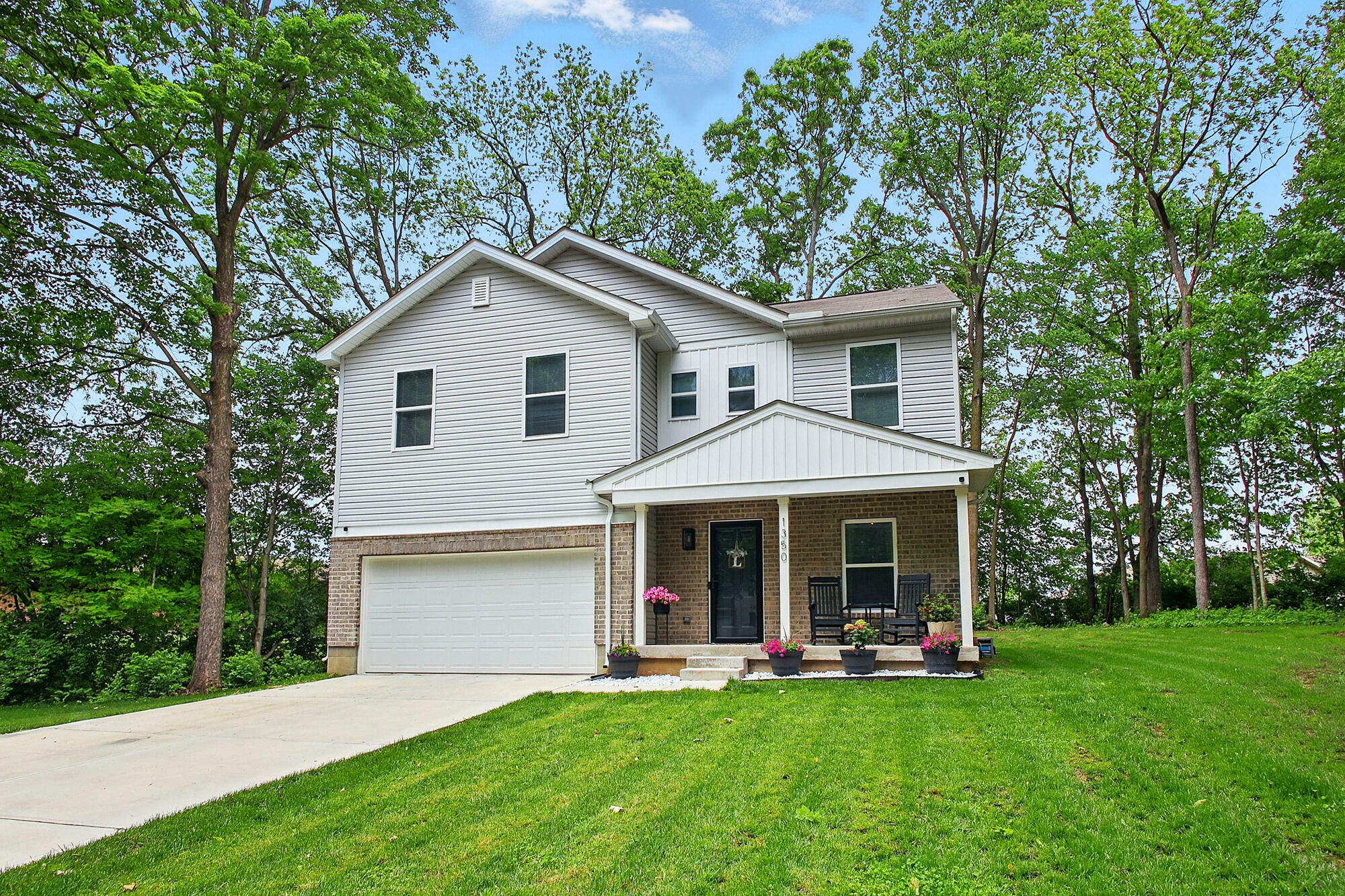Property Photo: 1350 Taywell Court OH 45503