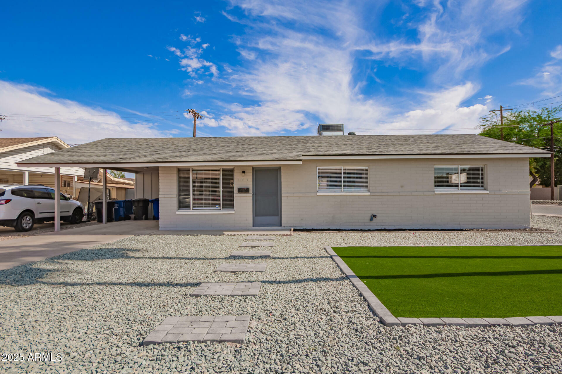 Property Photo: 143 W Ray Road AZ 85225