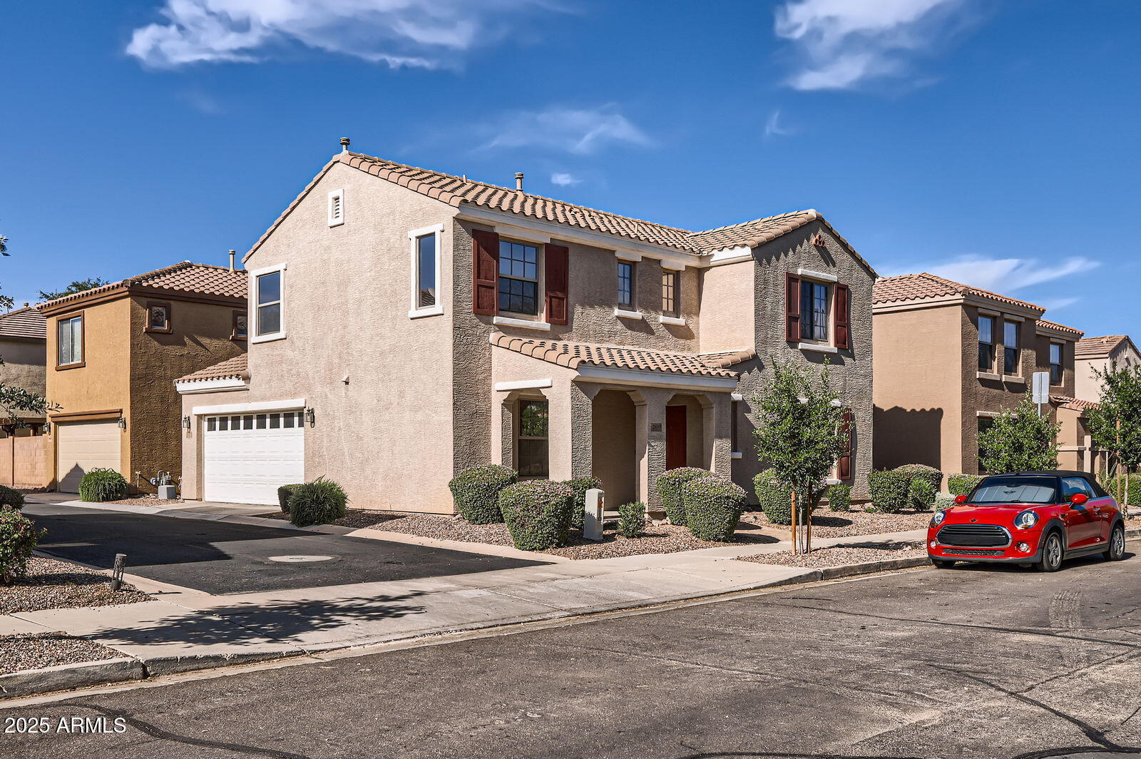 Property Photo:  2862 E Megan Street  AZ 85295 