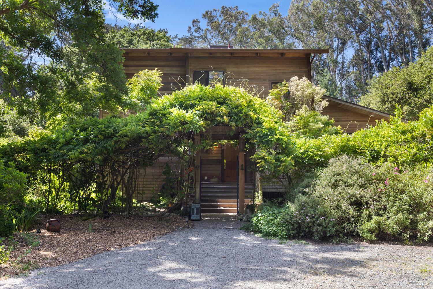 Property Photo: 7 Linsdale Lane CA 94956