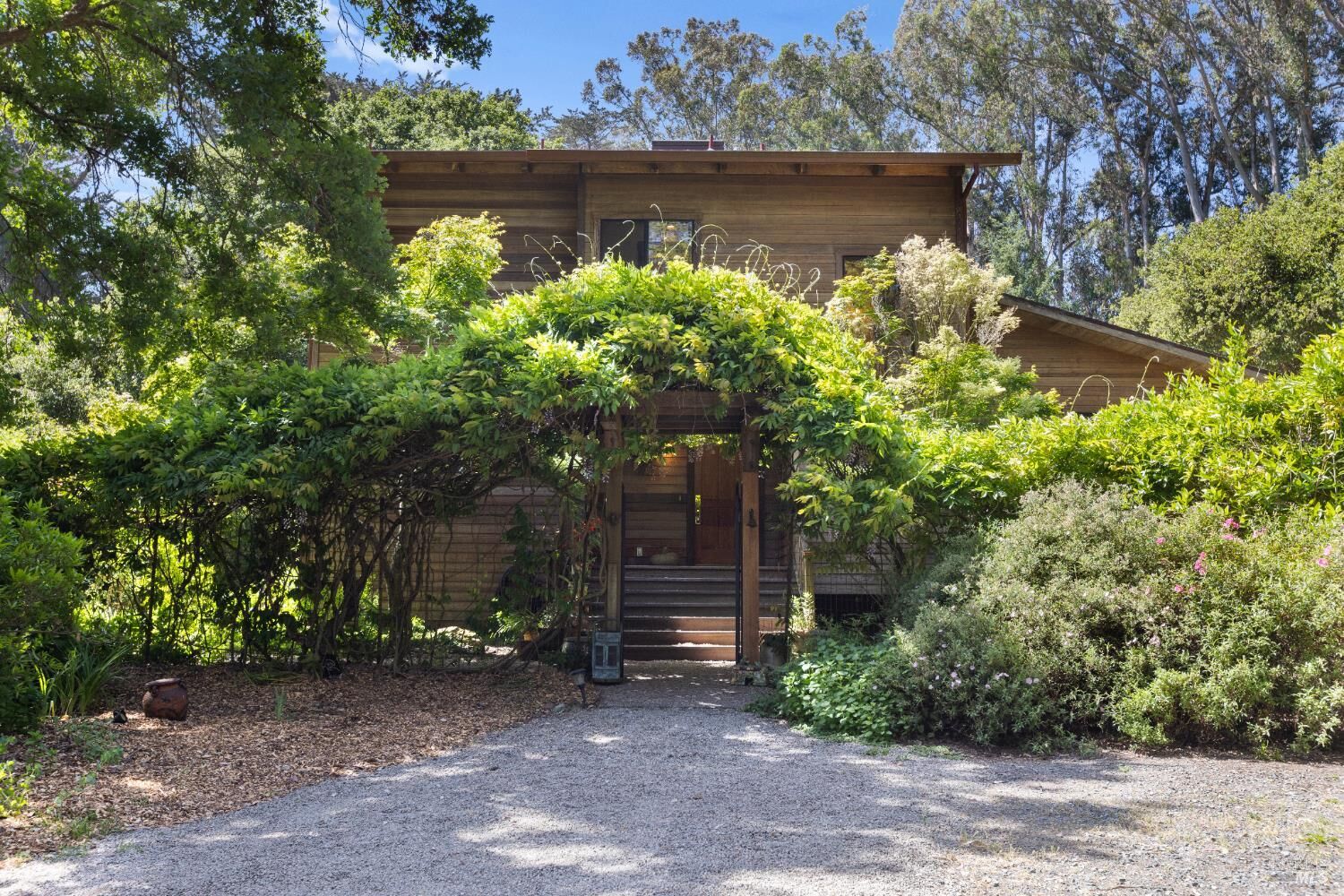 Property Photo:  7 Linsdale Lane  CA 94956 