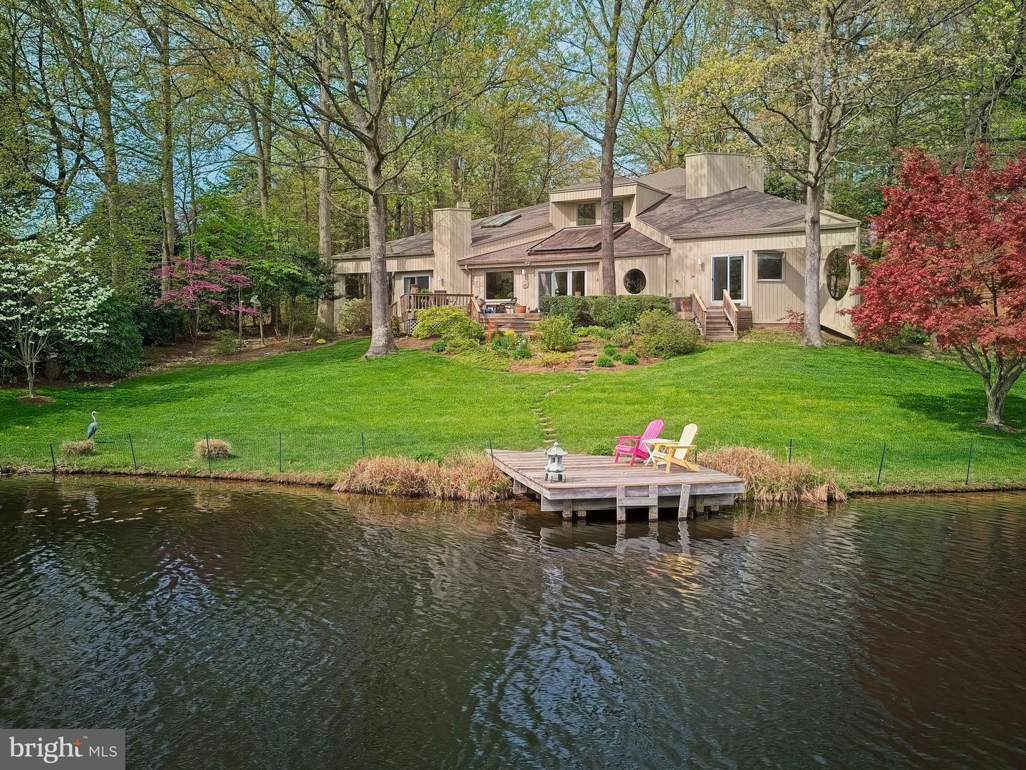 Property Photo: 11566 Lake Newport Road VA 20194