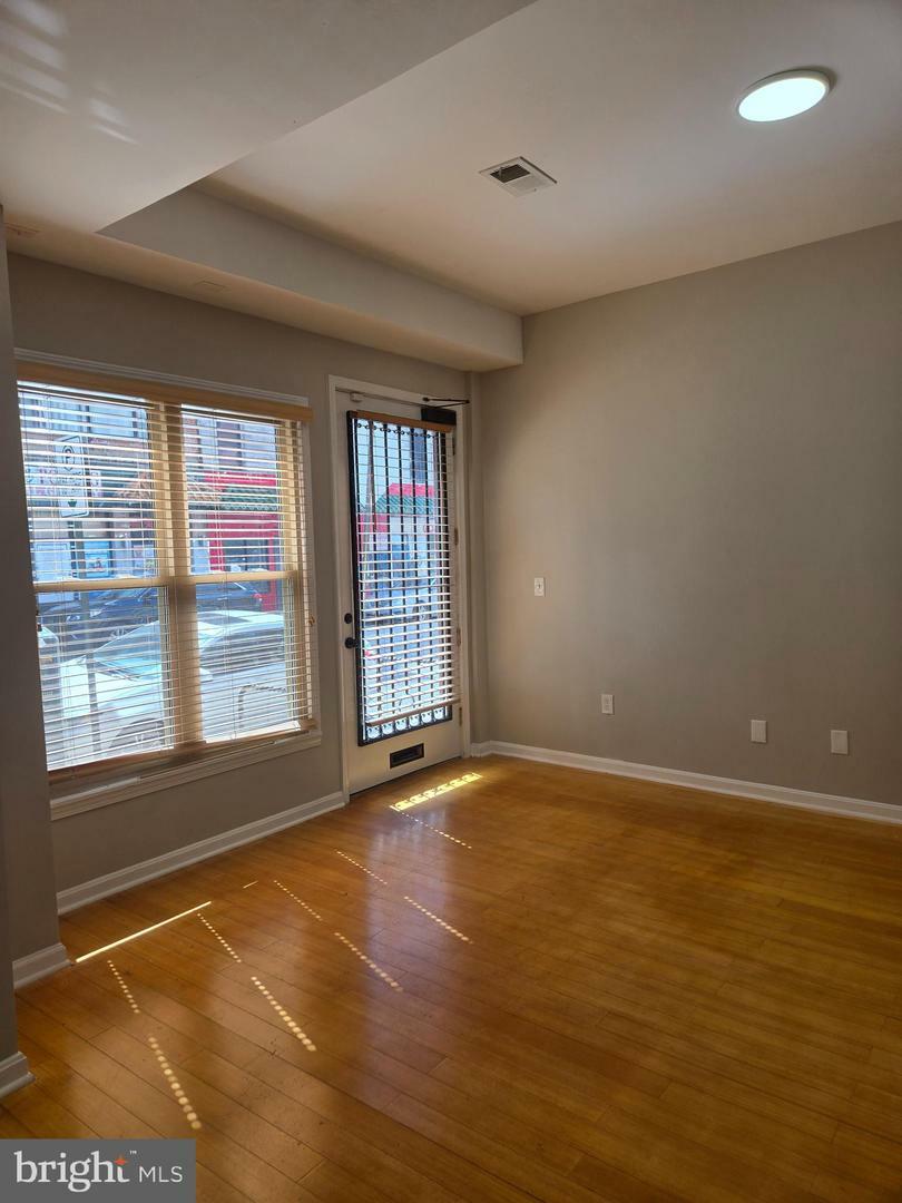 Property Photo: 324 Park Avenue MD 21201