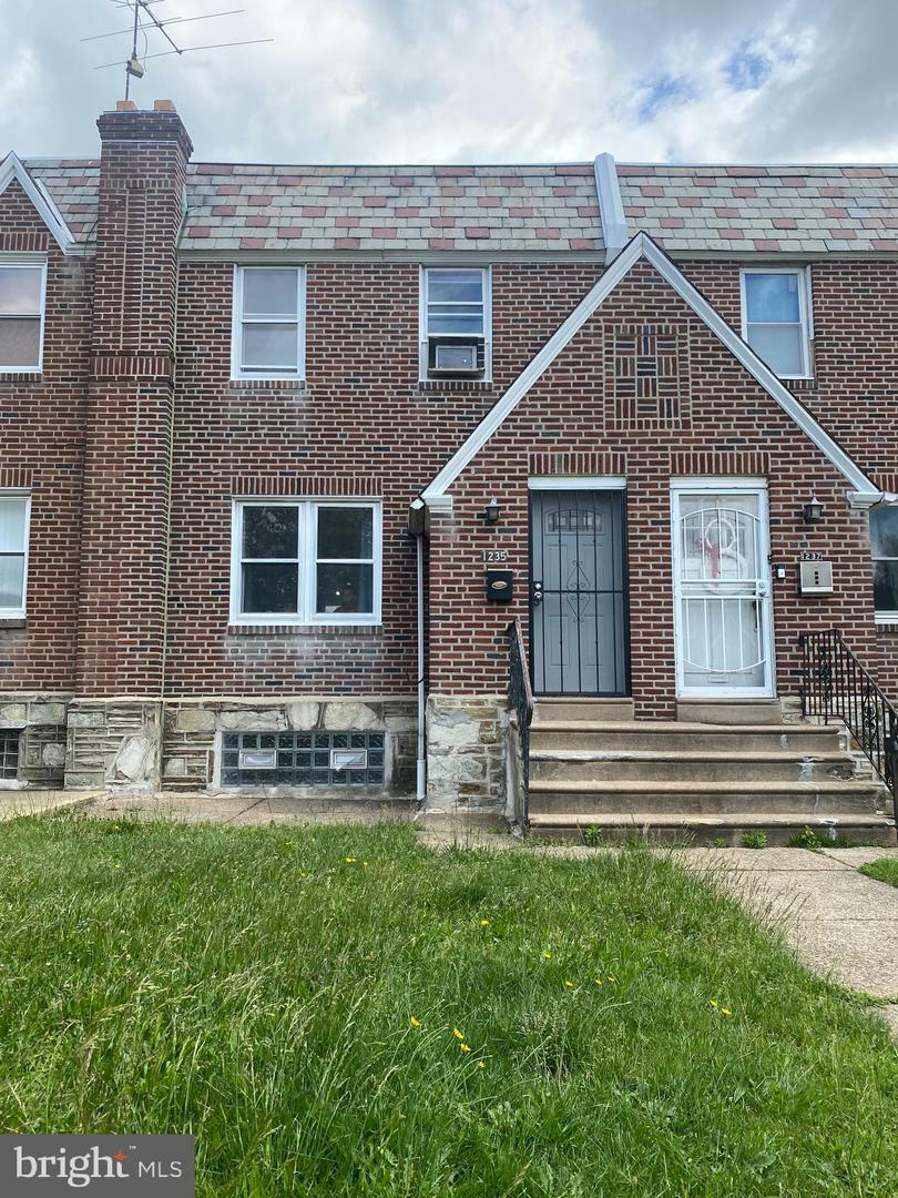 Property Photo:  1235 Fanshawe Street  PA 19111 