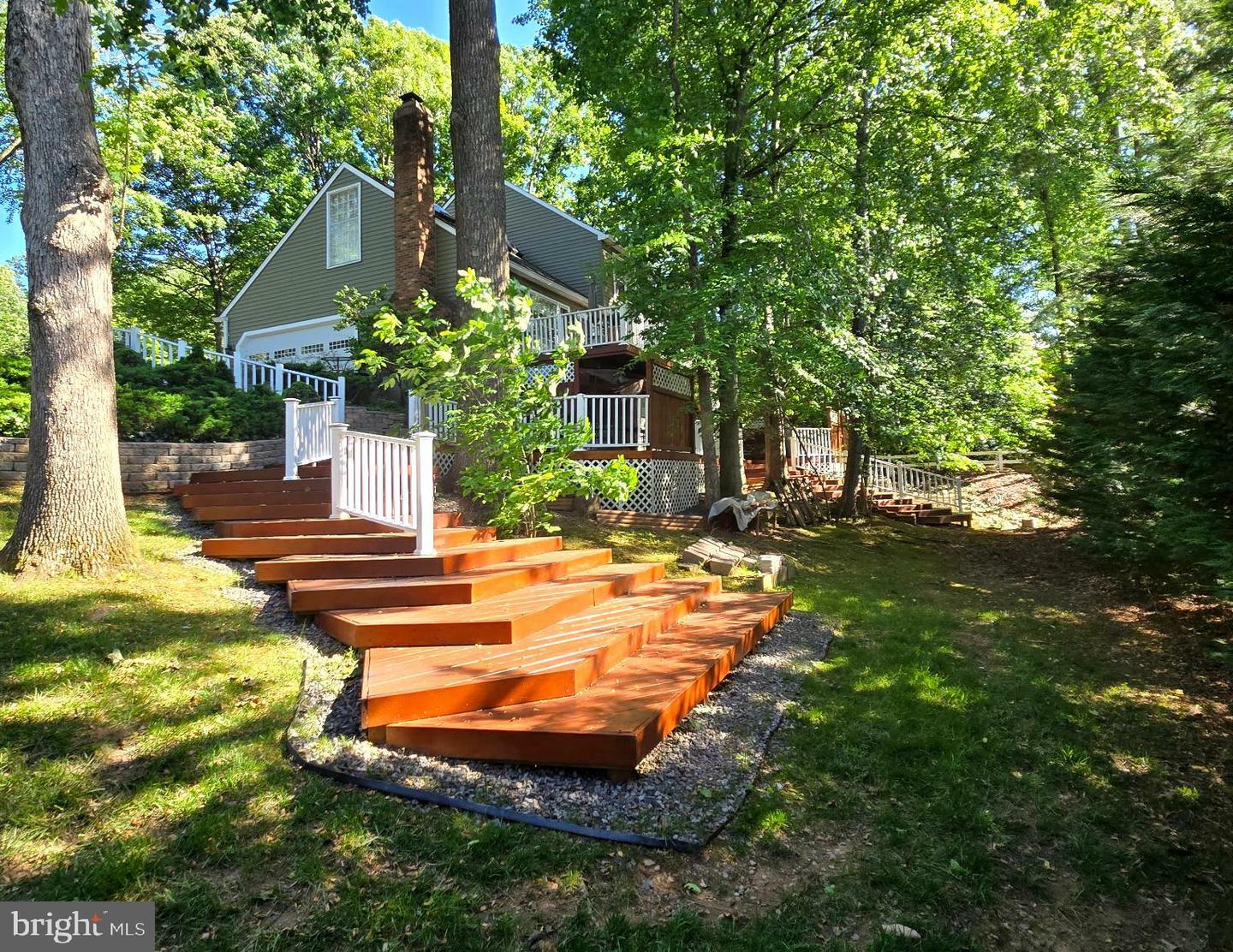 Property Photo: 5068 Willow Oak Place VA 22025