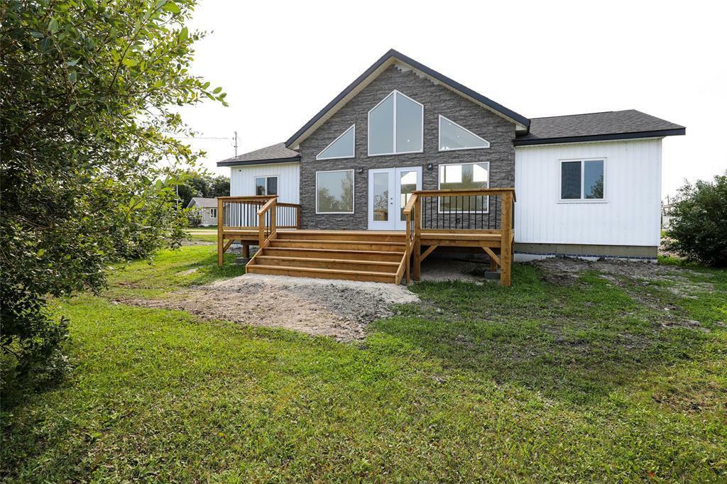 Property Photo: 21 Pebble Beach Road MB R0C 0C0