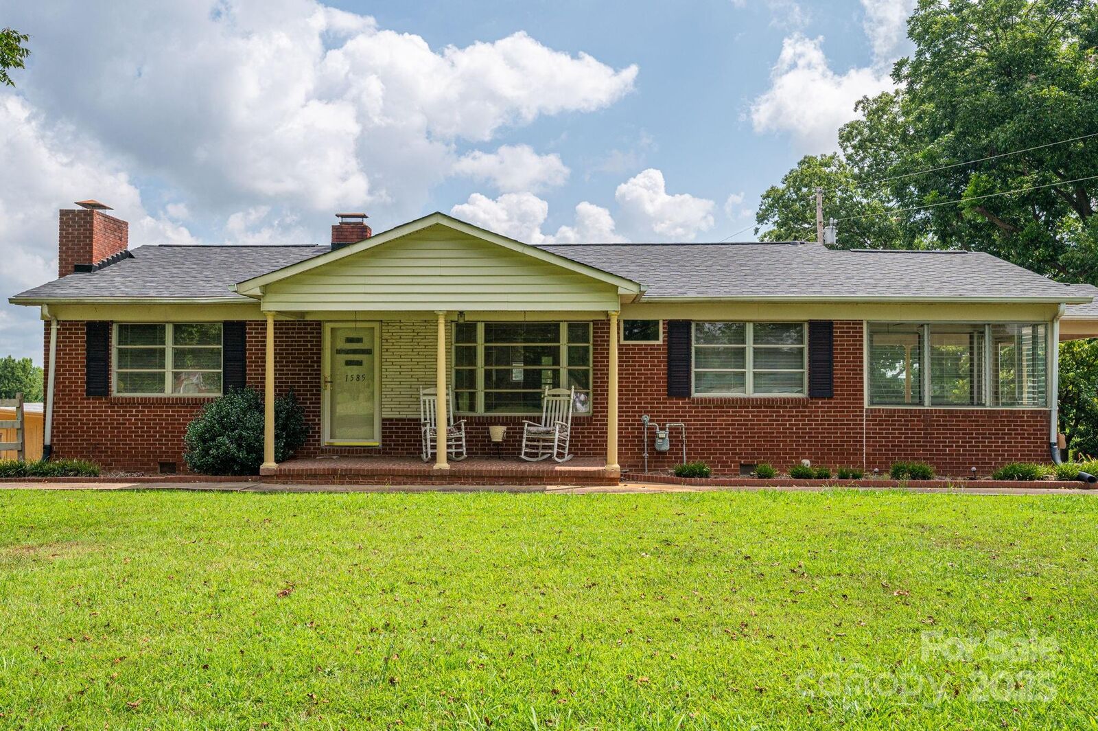 Property Photo:  1585 Salem Church Road  NC 28092 