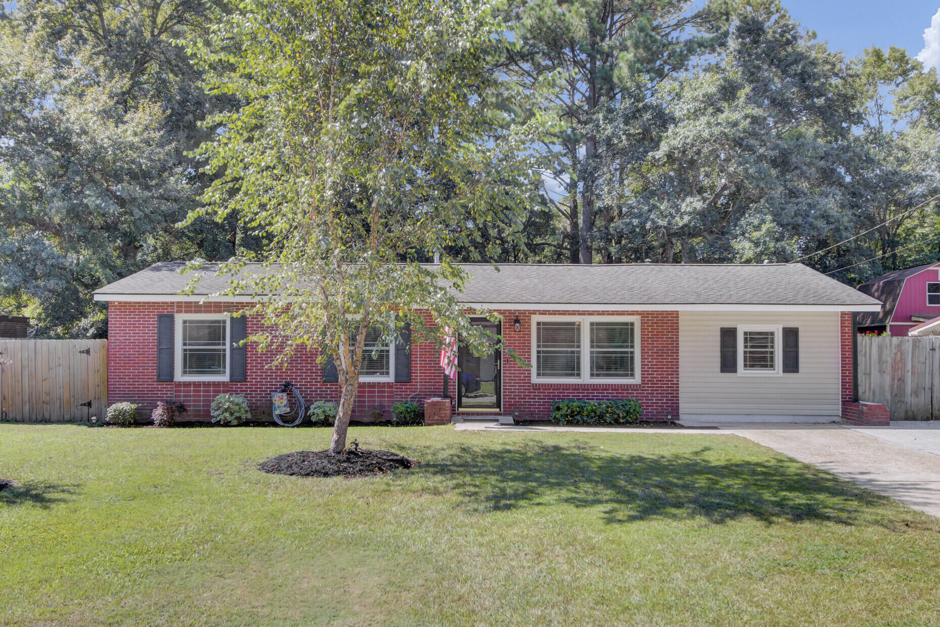 Property Photo: 25 Aldene Avenue SC 29445