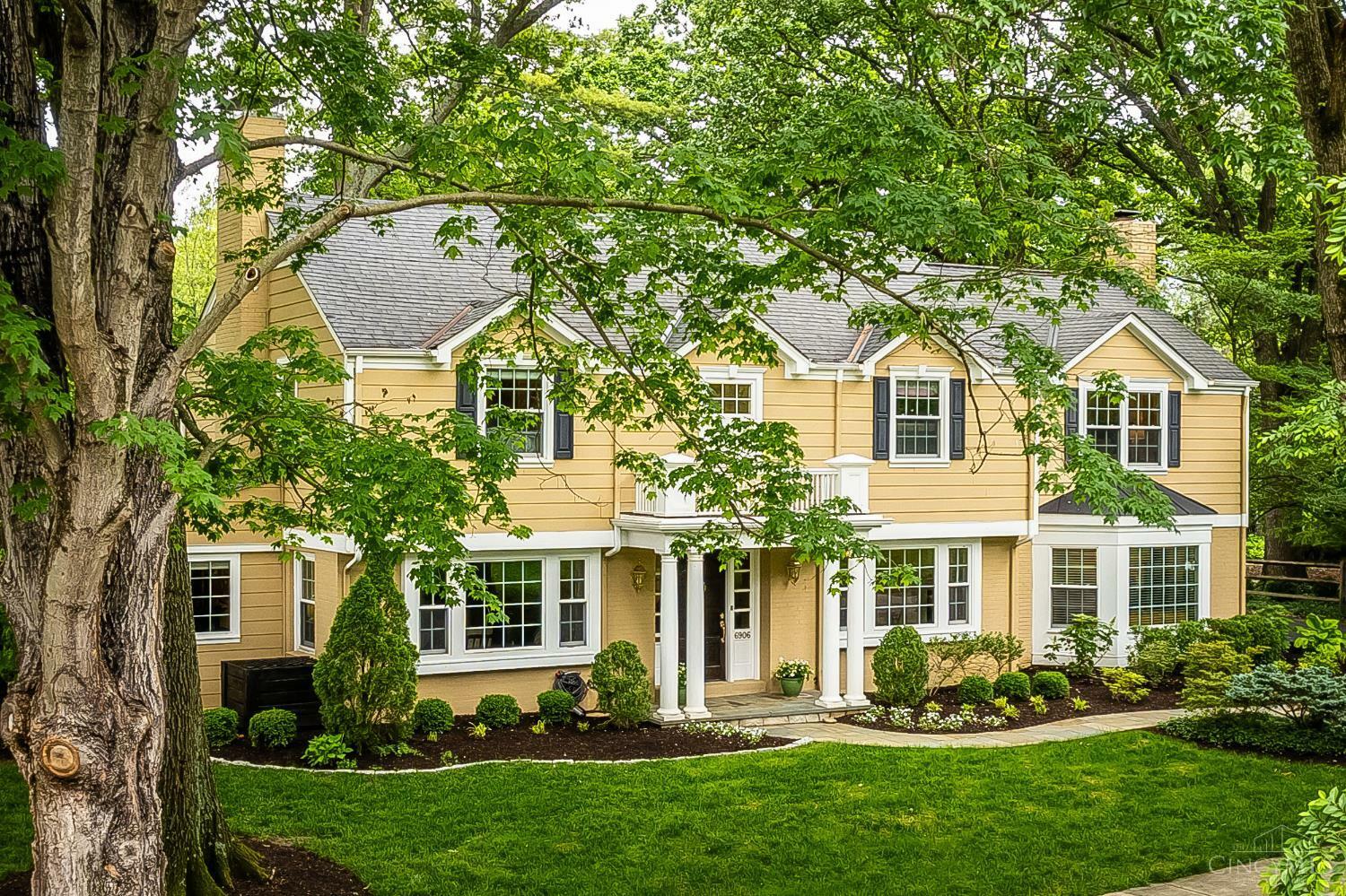 Property Photo: 6906 Miami Bluff Drive OH 45227