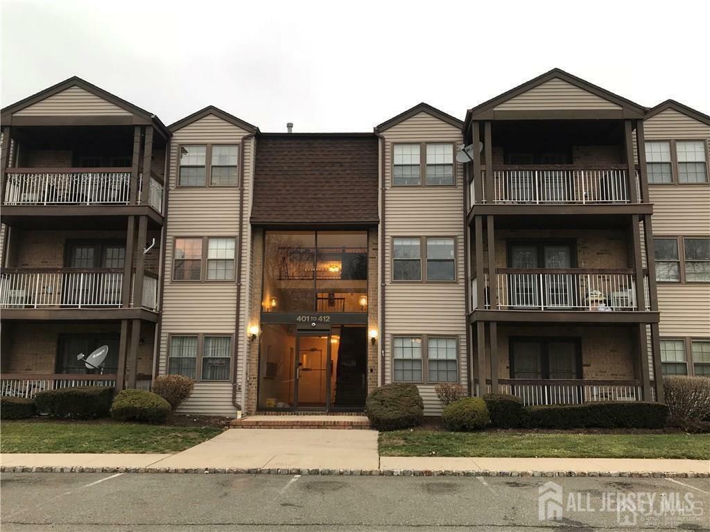 Property Photo: 404 Newport Court NJ 08863