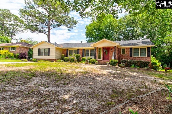 Property Photo: 816 Rollingwood SC 29210