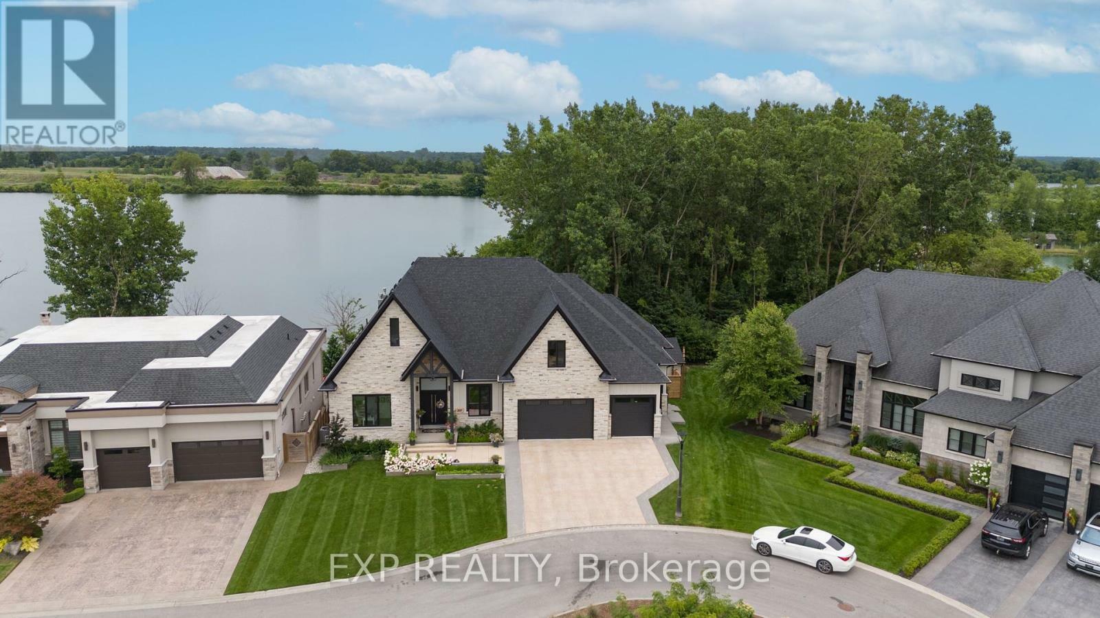 Property Photo:  9861 Glendon Drive 253  ON N0L 1R0 