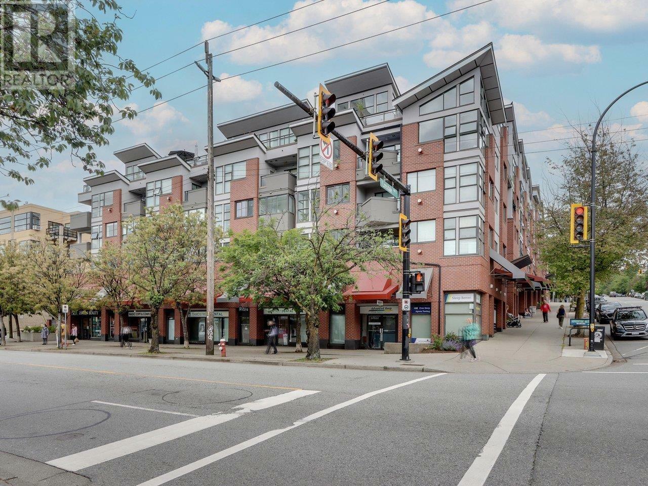 Property Photo: 305 Lonsdale Avenue 306 BC V7M 2G3