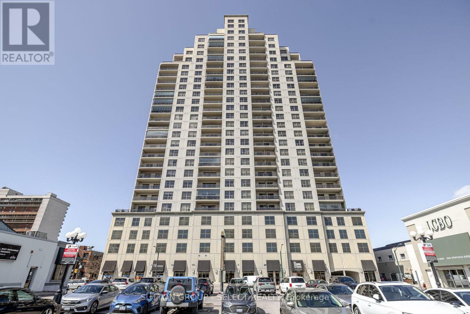 Property Photo: 330 Ridout Street 806 ON N6A 0A7