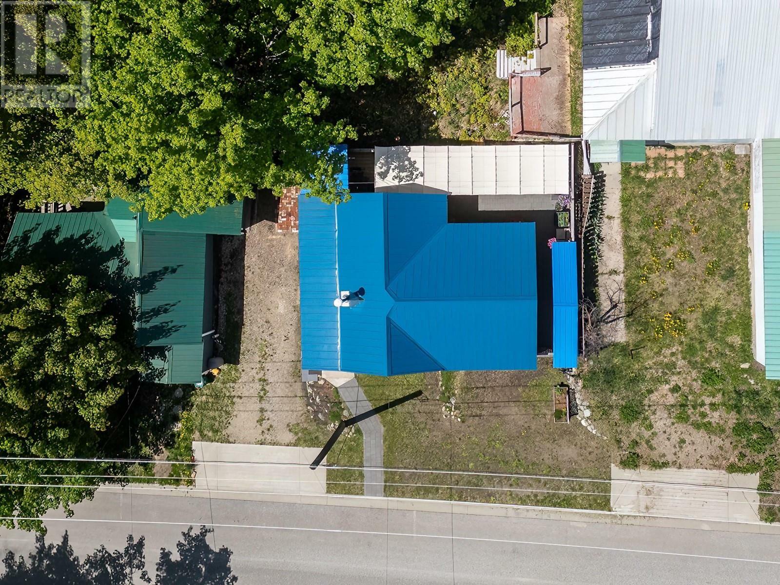 Property Photo: 2173 Spokane Street BC V0G 1Y0