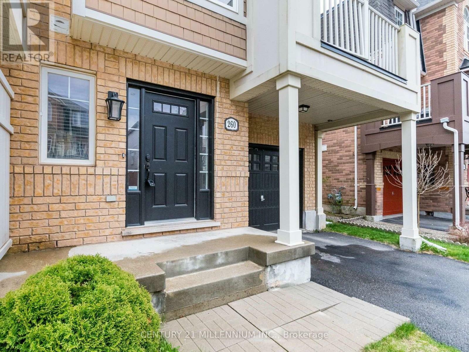 Property Photo: 260 Wetenhall Landing ON L9T 7B7
