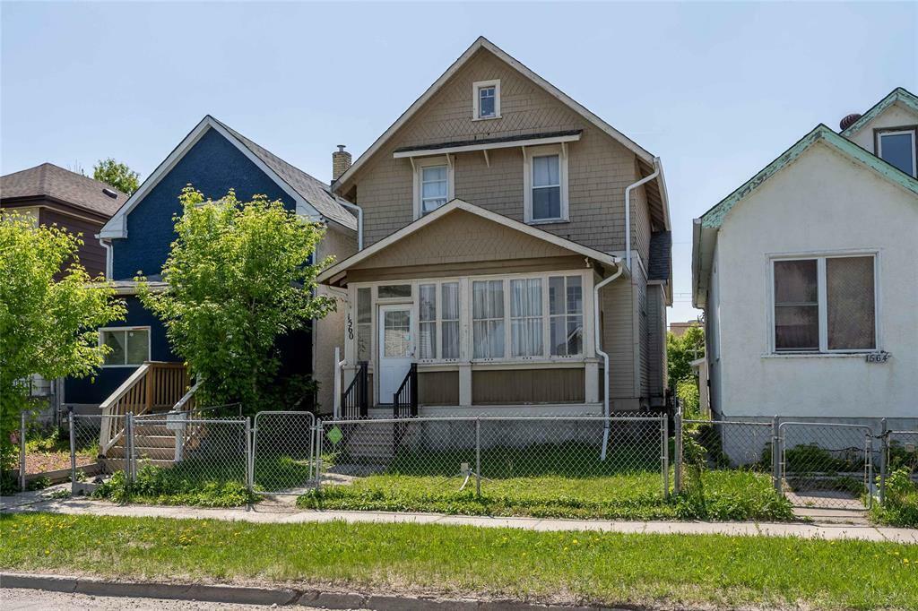 Property Photo: 1560 Ross Avenue West MB R3E 1E3