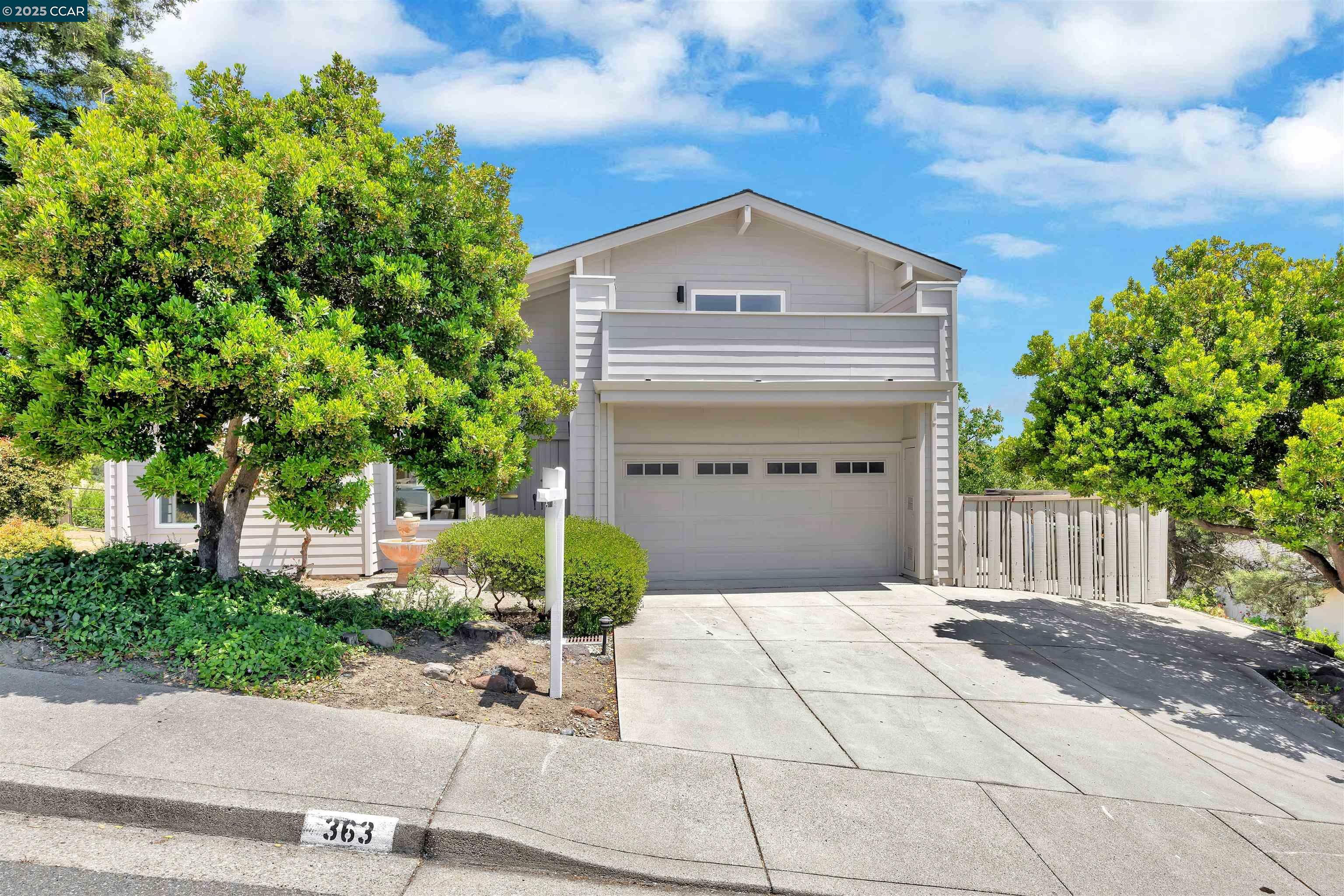 363 Calle La Montana  Moraga CA 94556 photo