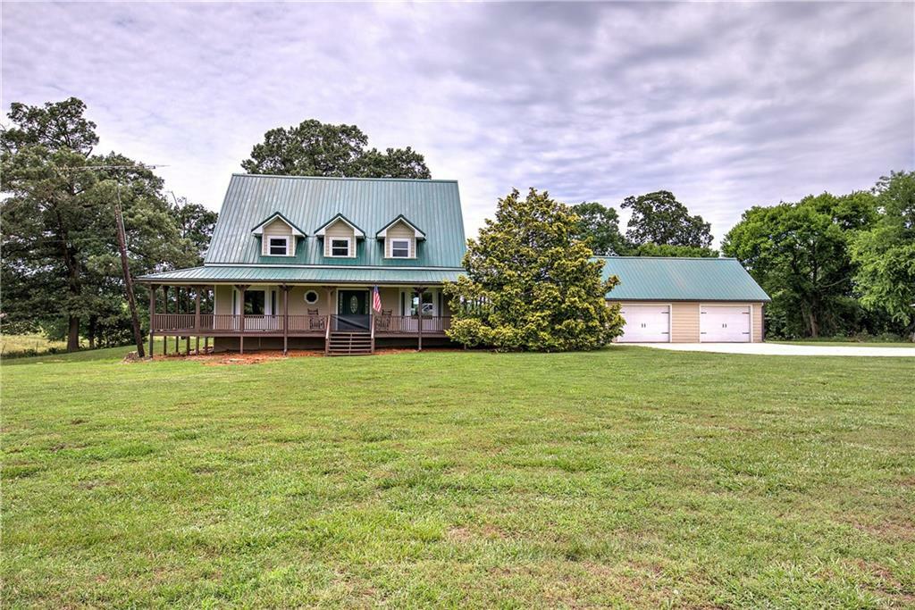 Property Photo: 141 Holcomb Spur NW GA 30103