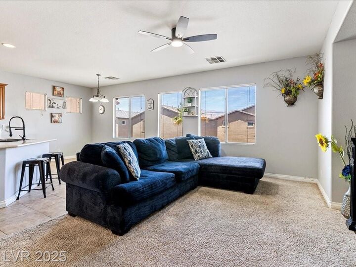 Property Photo: 3040 Balcones Fault Avenue NV 89081