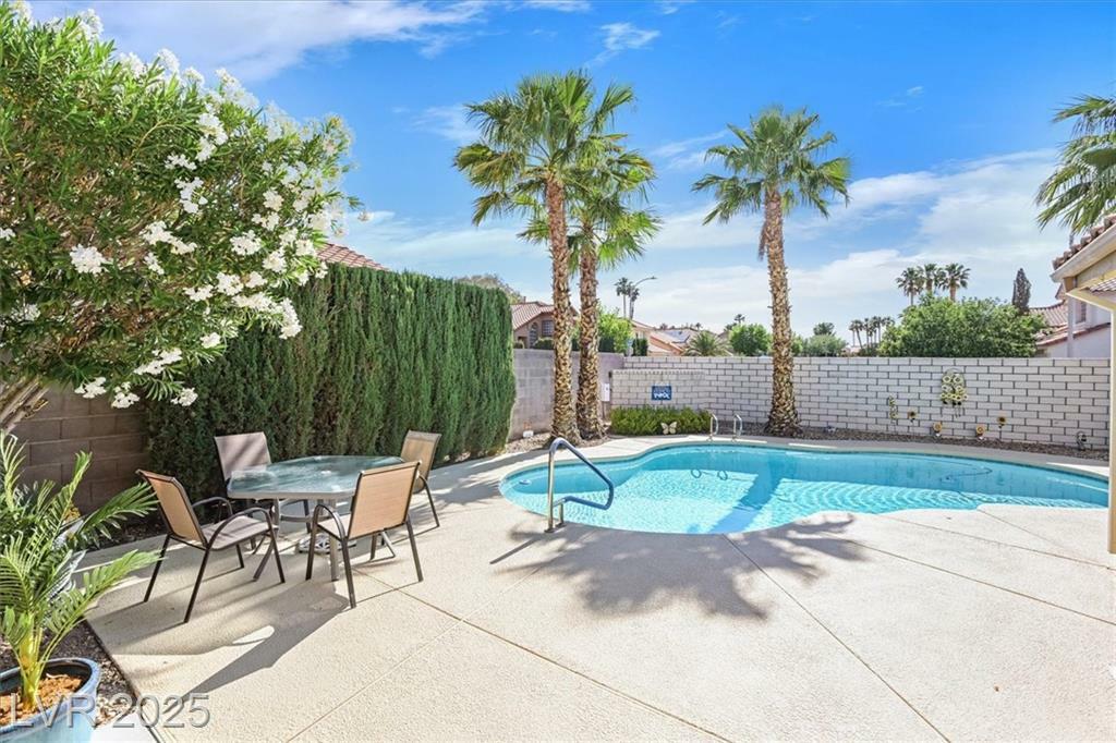 Property Photo: 2337 Weyburn Court NV 89074