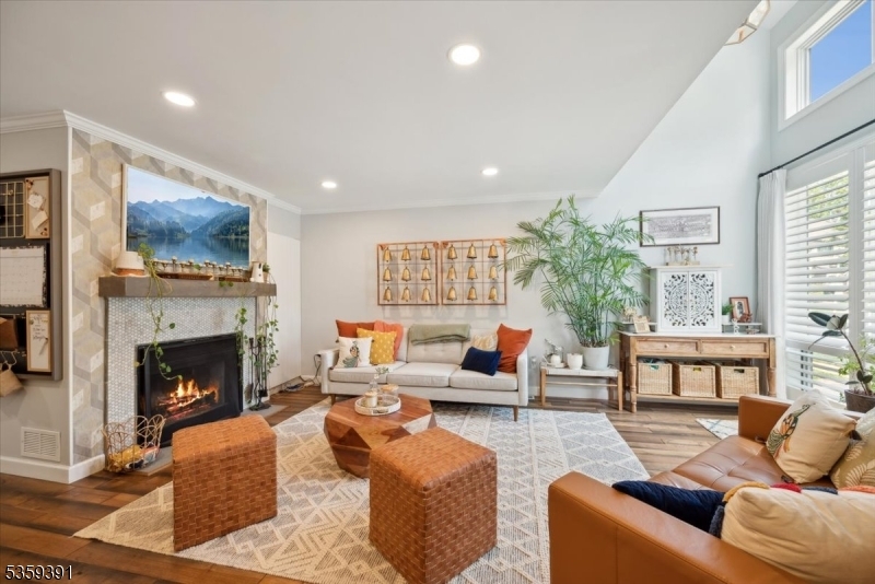 Property Photo: 25 Franklin Court NJ 07924