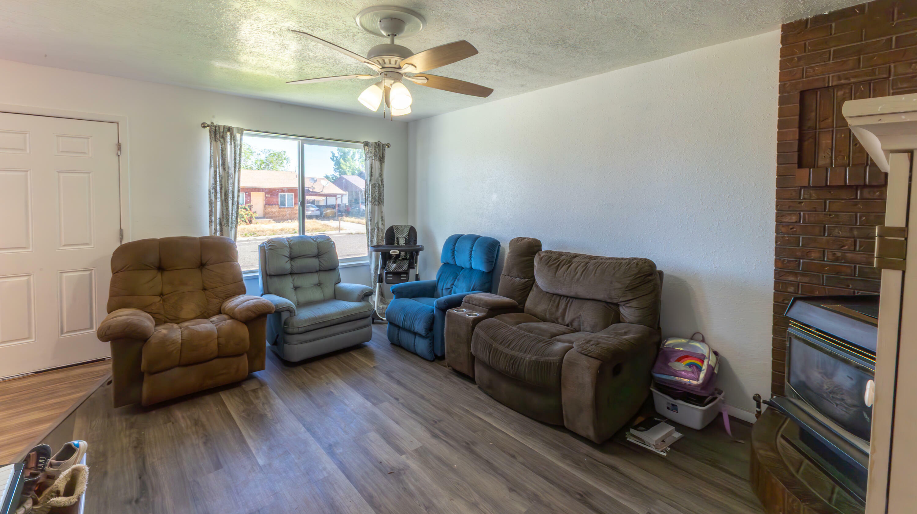 Property Photo: 405 W Bramblewood Dr UT 84721