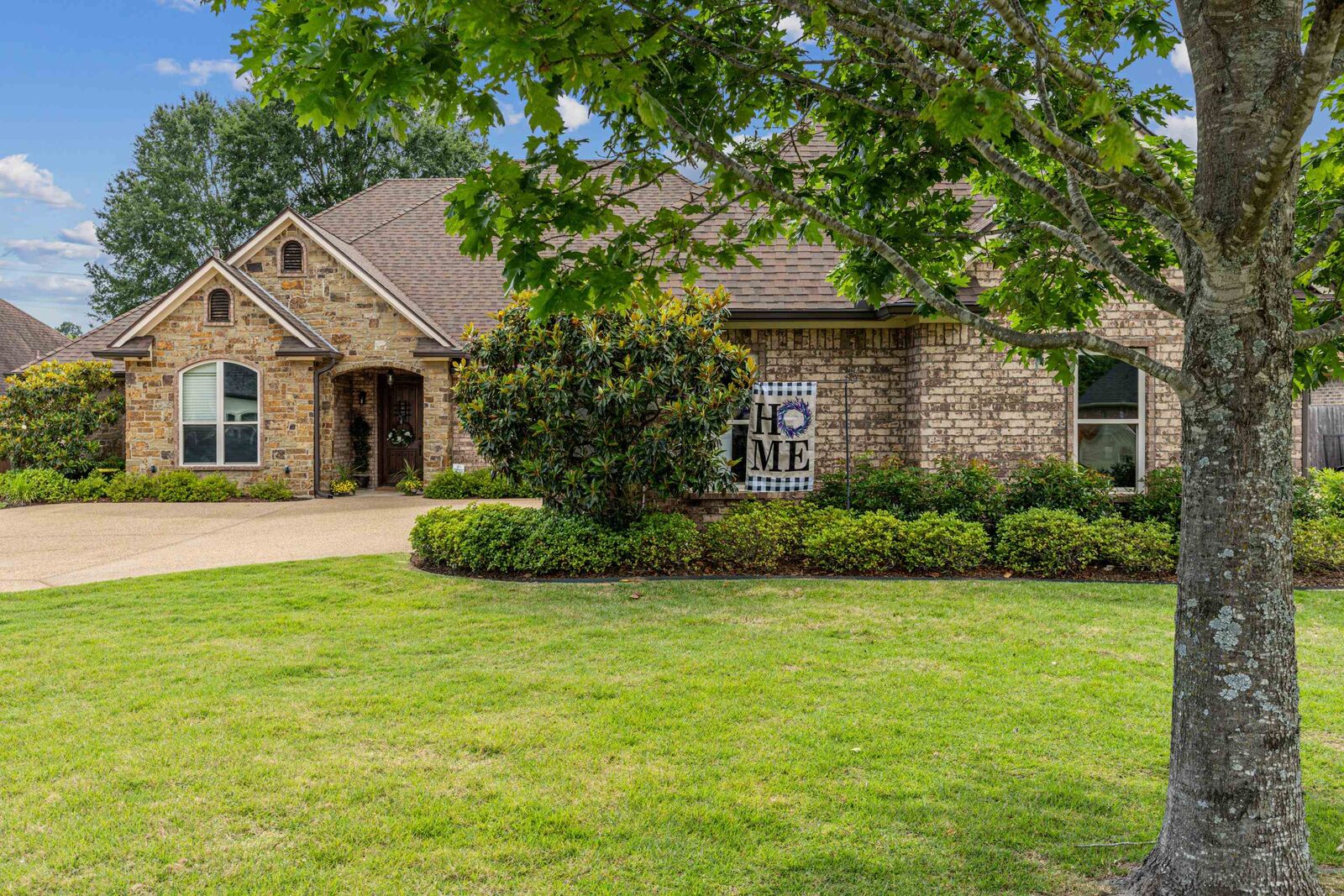 Property Photo:  3803 Hobson Rd  TX 75605 