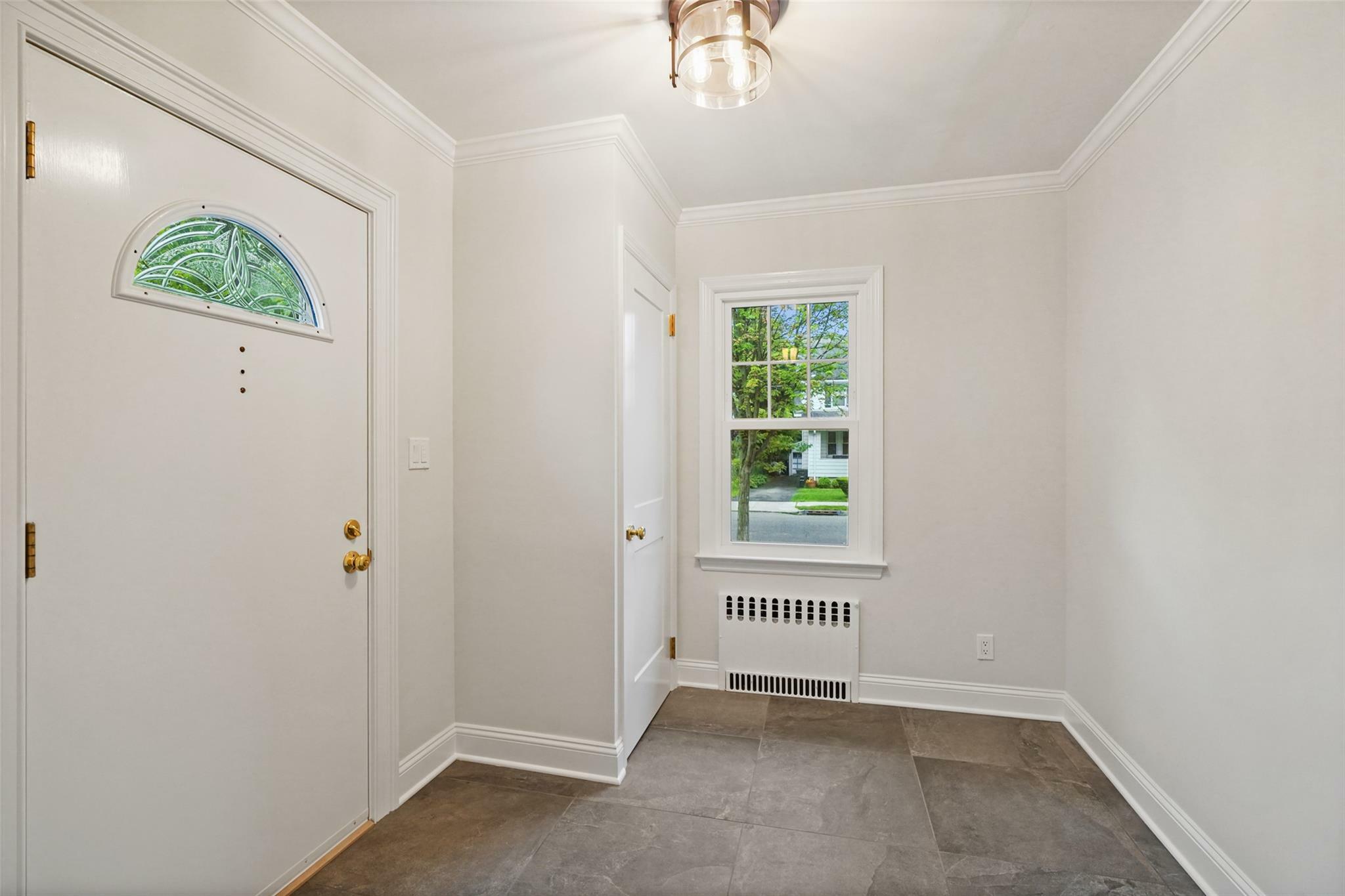 Property Photo:  224 Leicester Street  NY 10573 