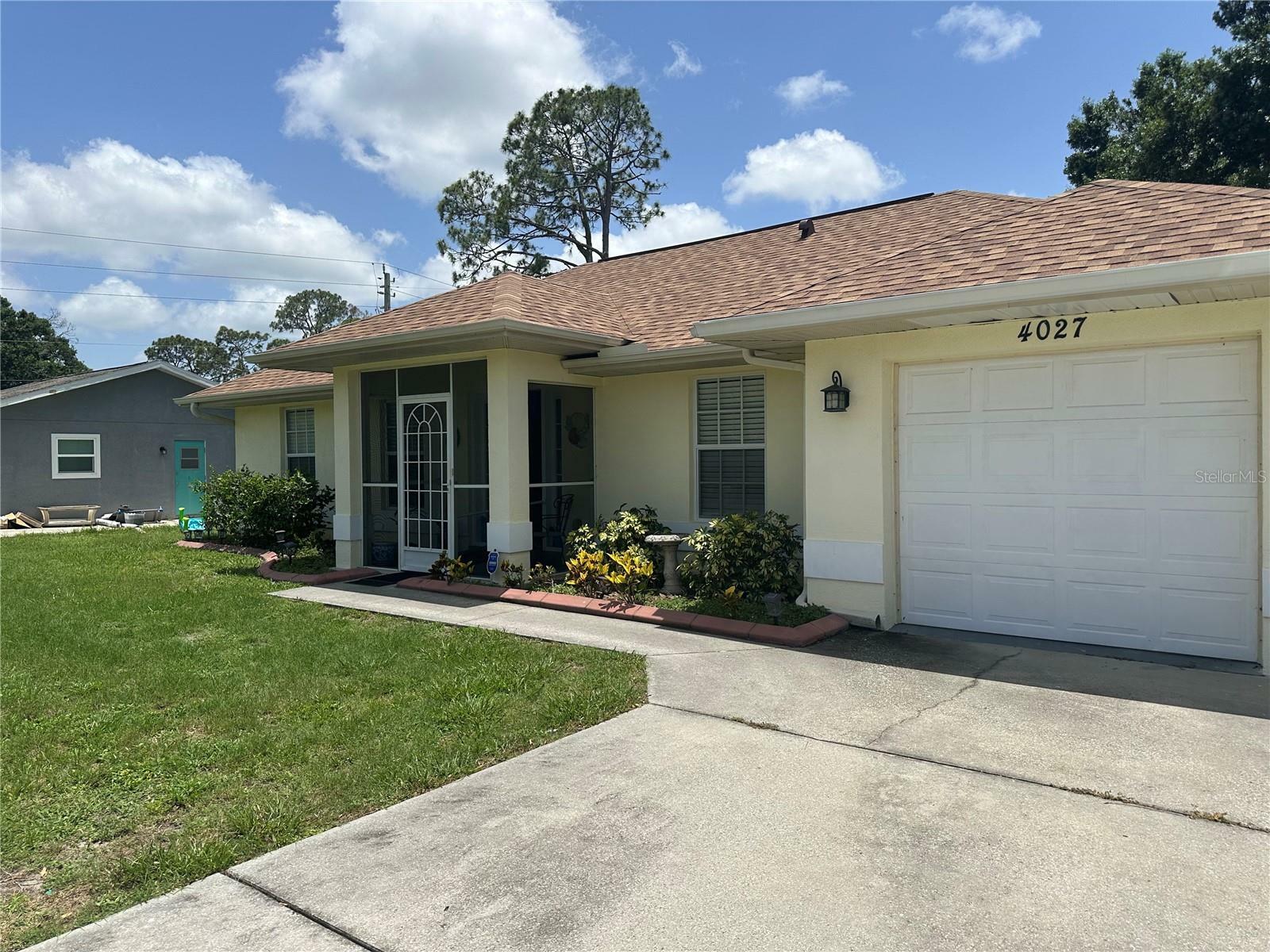 Property Photo: 4027 Allure Lane FL 34287