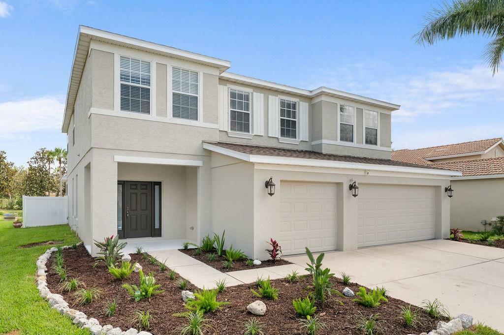 Property Photo: 4429 67th Street E FL 34203