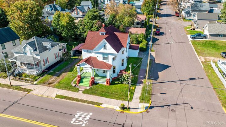 Property Photo: 708 Calumet Street MI 49945