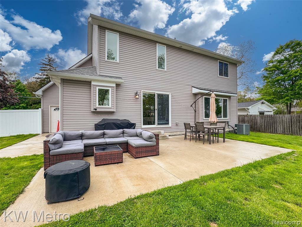Property Photo: 70276 N Main Street MI 48062 1712